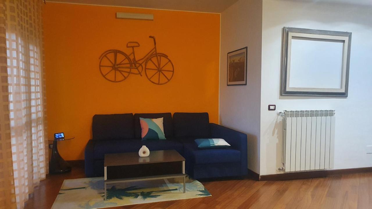 Salute Apartments แตร์นี ภายนอก รูปภาพ